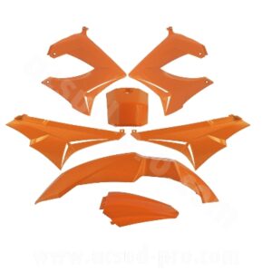 KIT CARROSSERIE ADAPT. DERBI SENDA DRD / XTREM 2000-2011 ORANGE (7 PIECES)